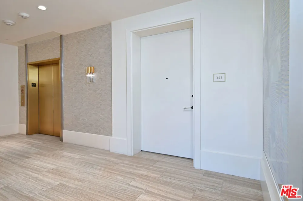 8420 Sunset Boulevard #403 West Hollywood, CA 90069