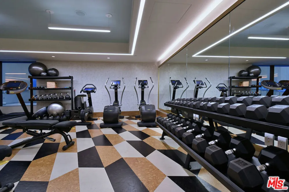8420 Sunset Boulevard #403 West Hollywood, CA 90069