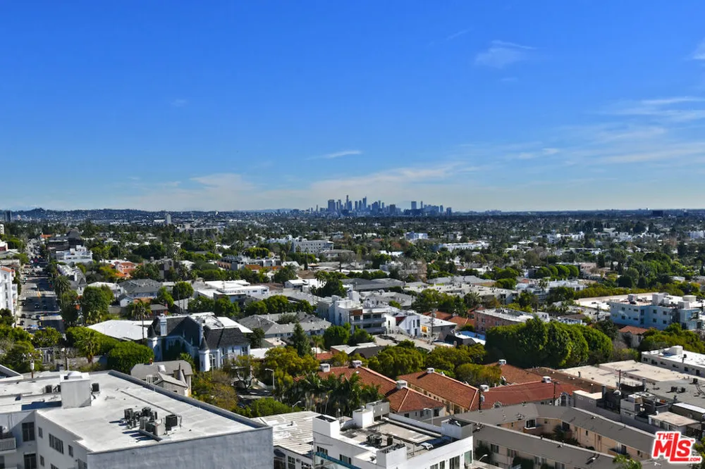 8420 Sunset Boulevard #403 West Hollywood, CA 90069