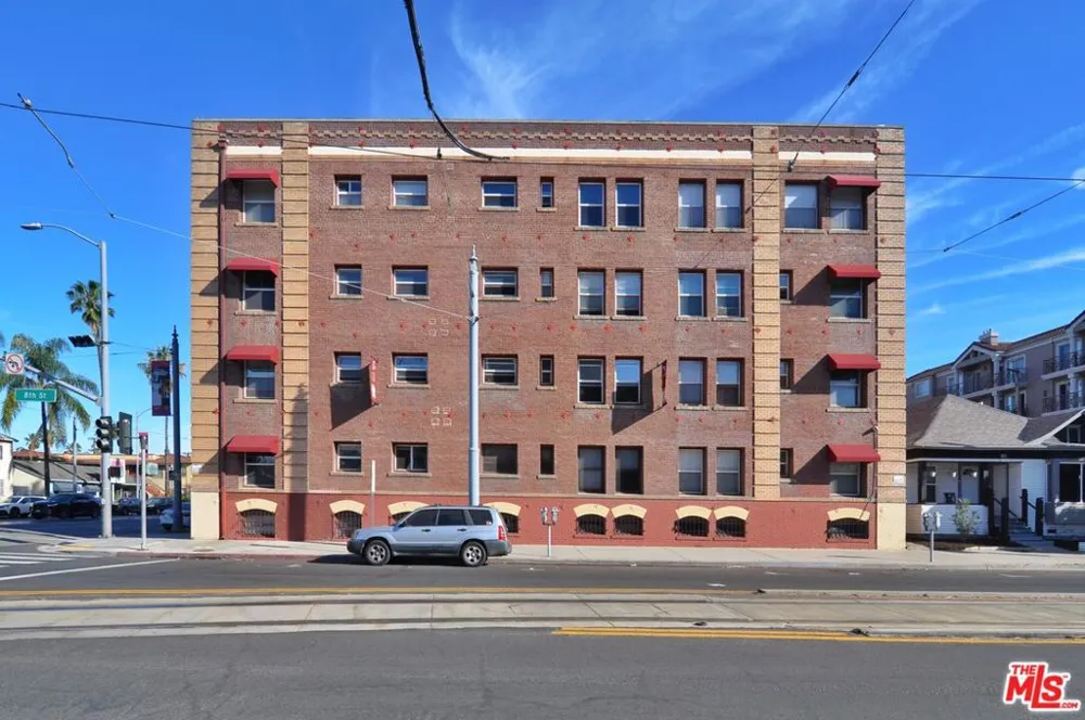 800 Pacific Avenue #401 Long Beach, CA 90813