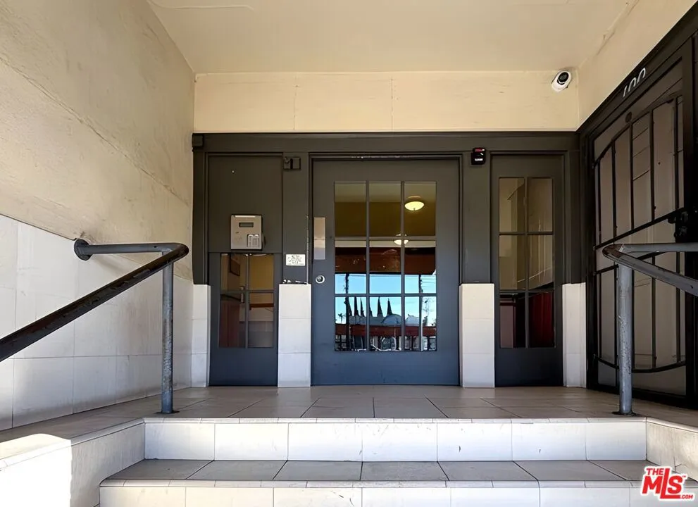 800 Pacific Avenue #401 Long Beach, CA 90813