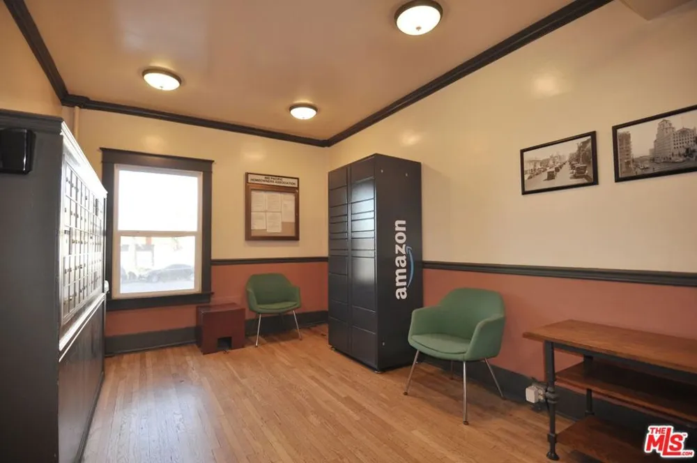 800 Pacific Avenue #401 Long Beach, CA 90813