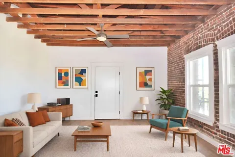 800 Pacific Avenue #401