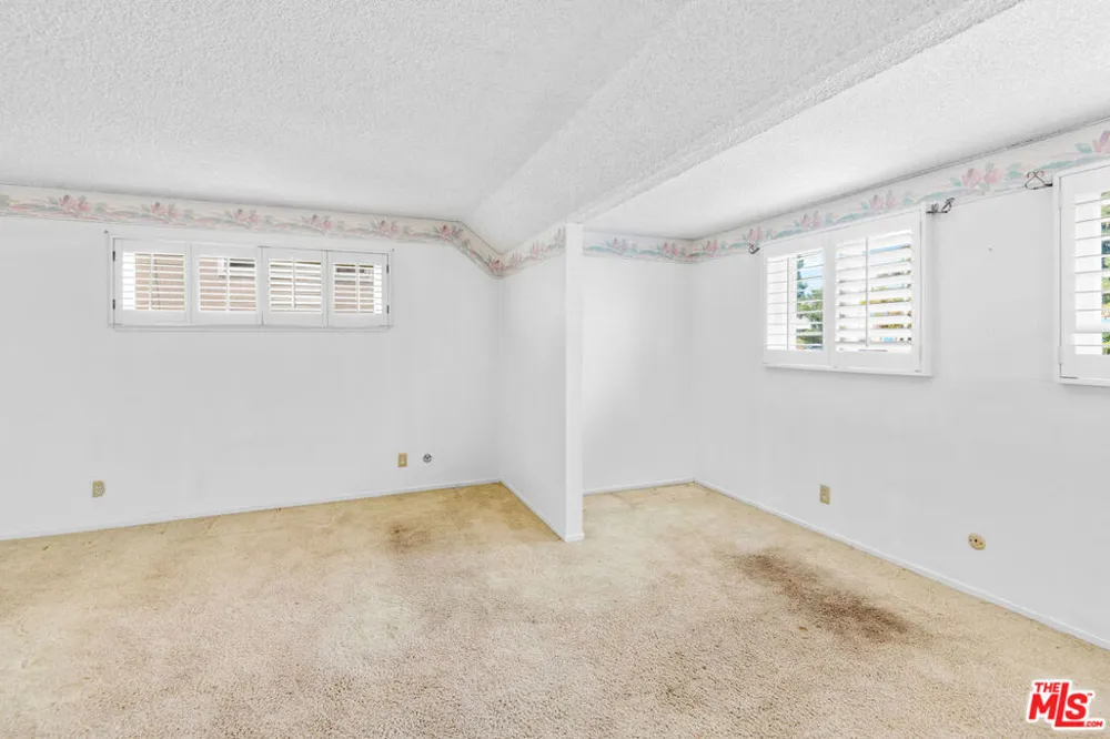 19429 Broadacres Avenue Carson, CA 90746