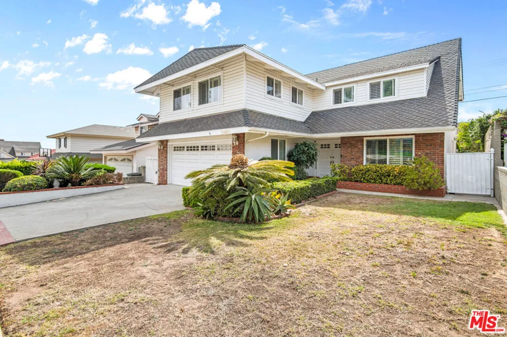 19429 Broadacres Avenue Carson, CA 90746