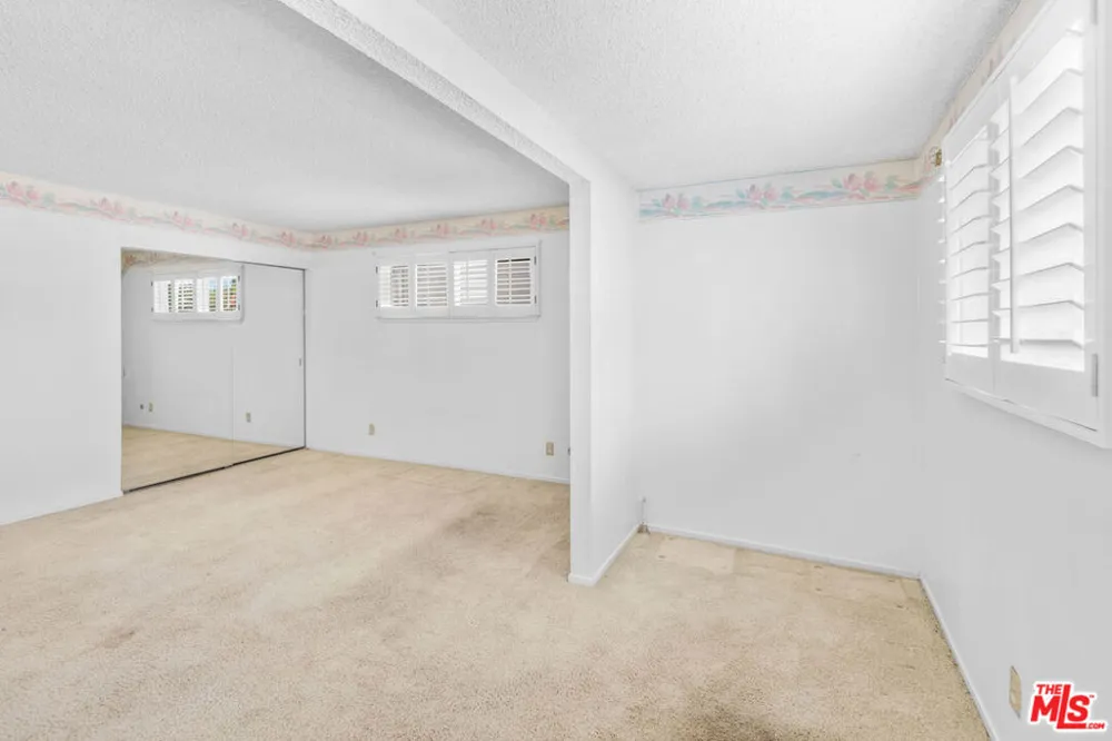 19429 Broadacres Avenue Carson, CA 90746