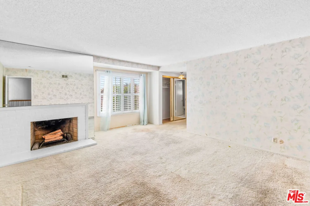 19429 Broadacres Avenue Carson, CA 90746