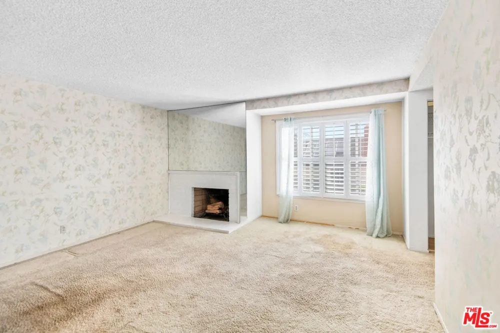 19429 Broadacres Avenue Carson, CA 90746