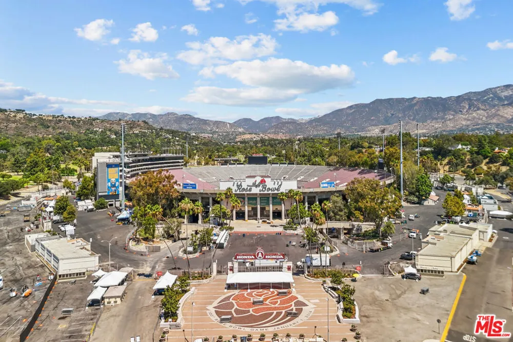 55 W Washington Boulevard Pasadena, CA 91103