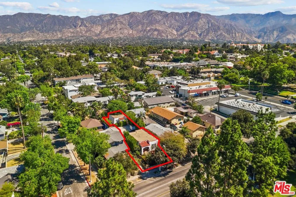 55 W Washington Boulevard Pasadena, CA 91103