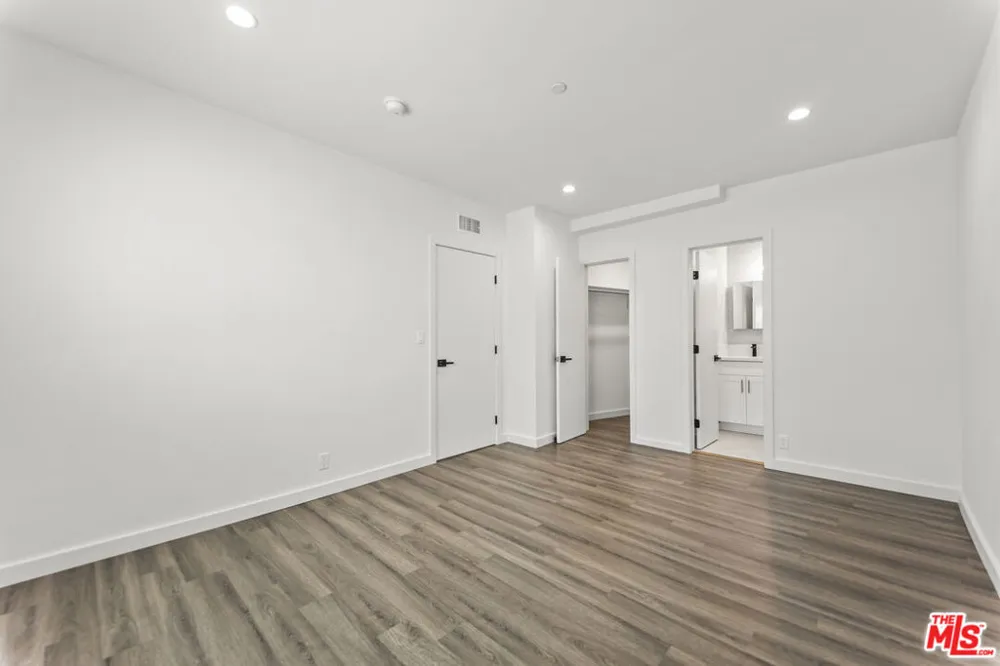 1264 9th Street #B Santa Monica, CA 90401