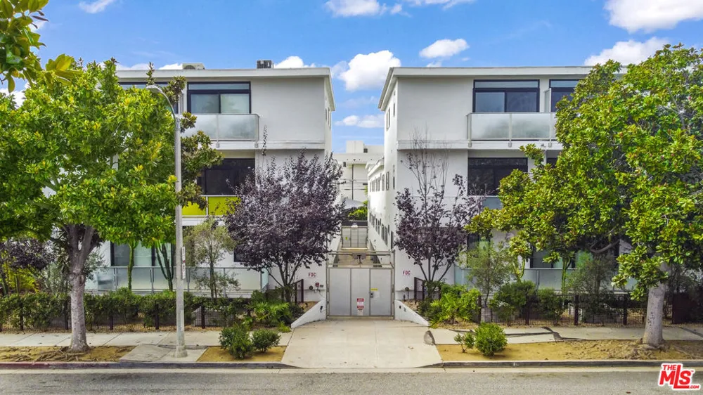 1264 9th Street #B Santa Monica, CA 90401