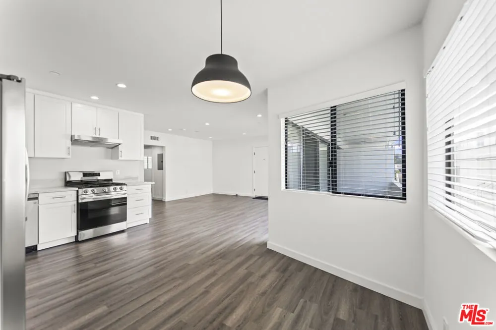 1264 9th Street #B Santa Monica, CA 90401