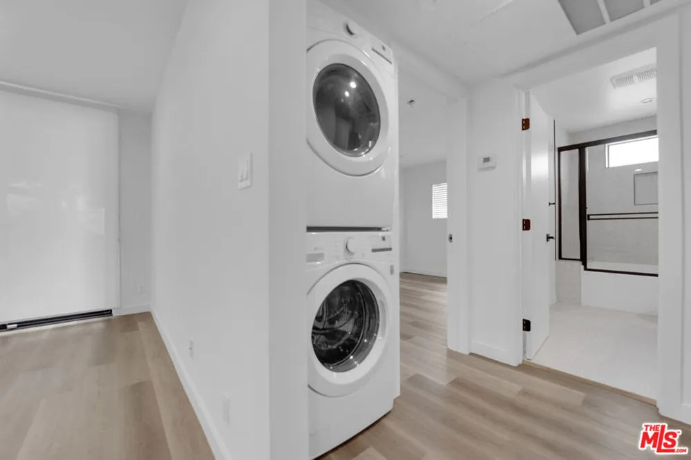 1264 9th Street #B Santa Monica, CA 90401