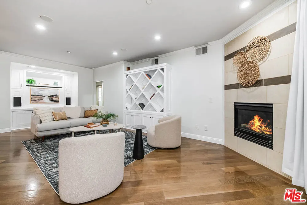 4805 Bellflower Avenue #104 Los Angeles, CA 91601