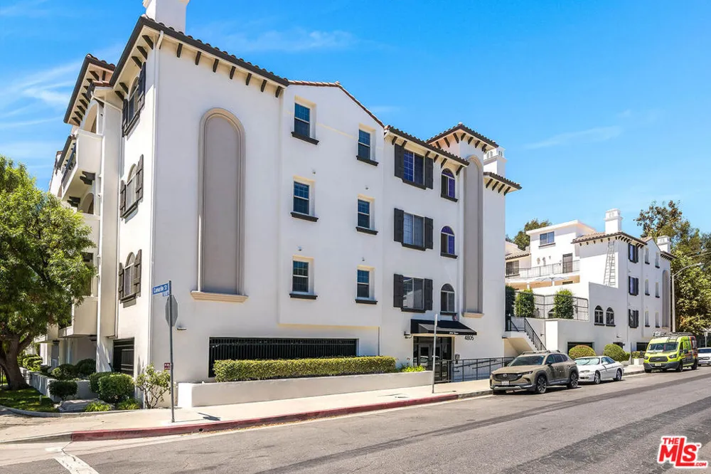 4805 Bellflower Avenue #104 Los Angeles, CA 91601
