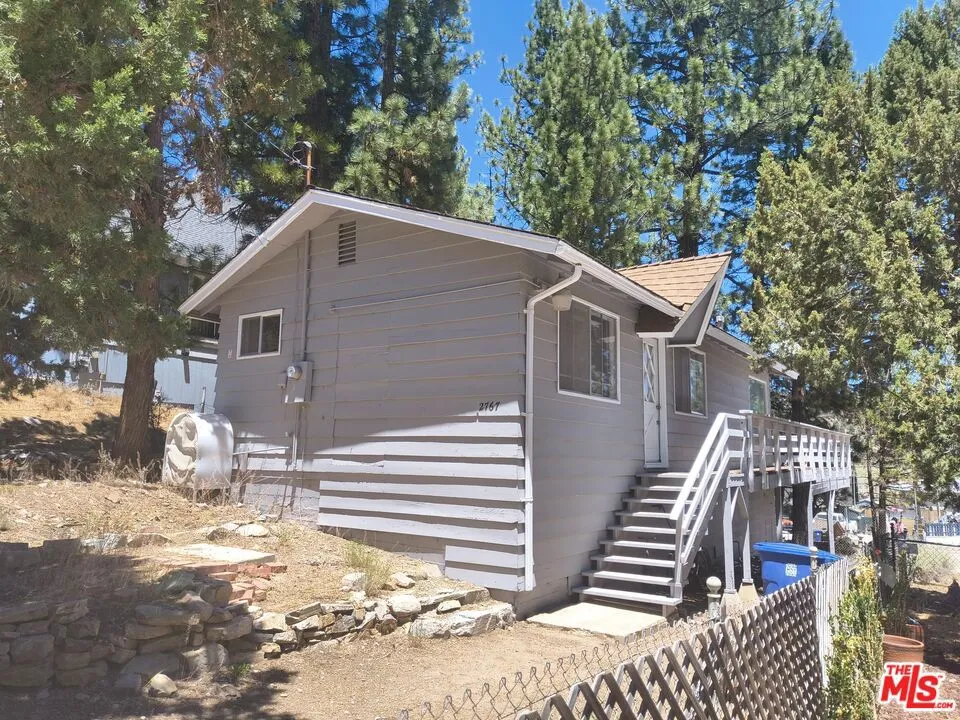 2767 Cedar Lane Big Bear City, CA 92314