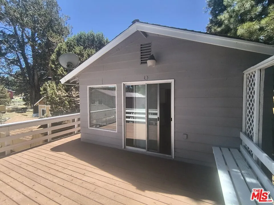 2767 Cedar Lane Big Bear City, CA 92314