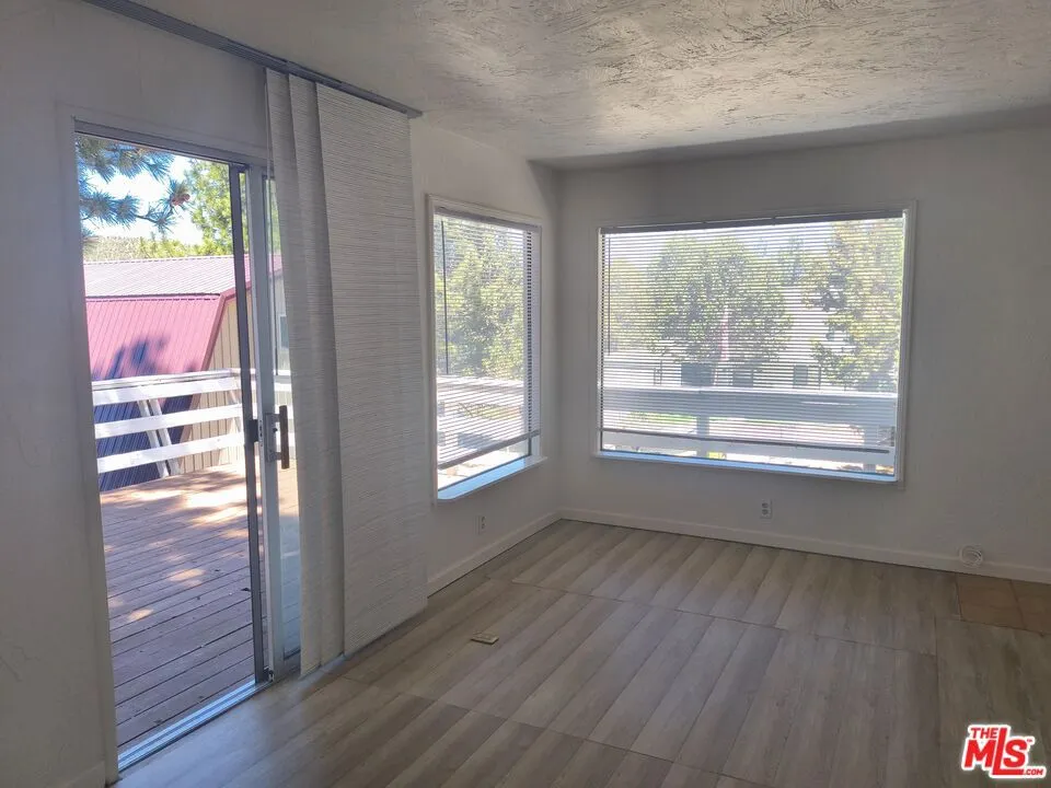 2767 Cedar Lane Big Bear City, CA 92314