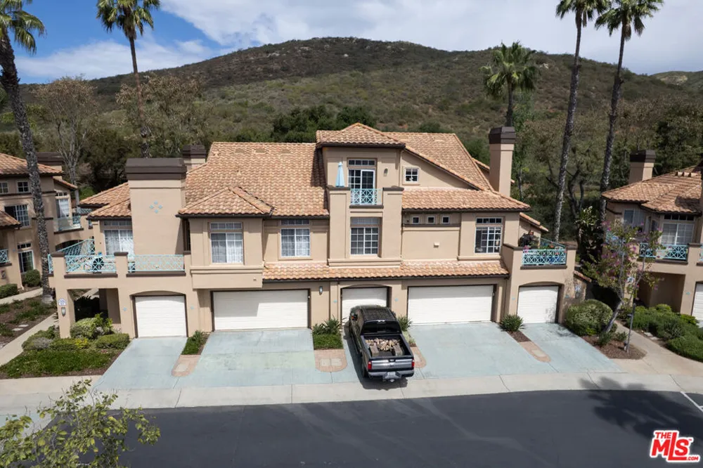 12630 Springbrook Drive #E San Diego, CA 92128