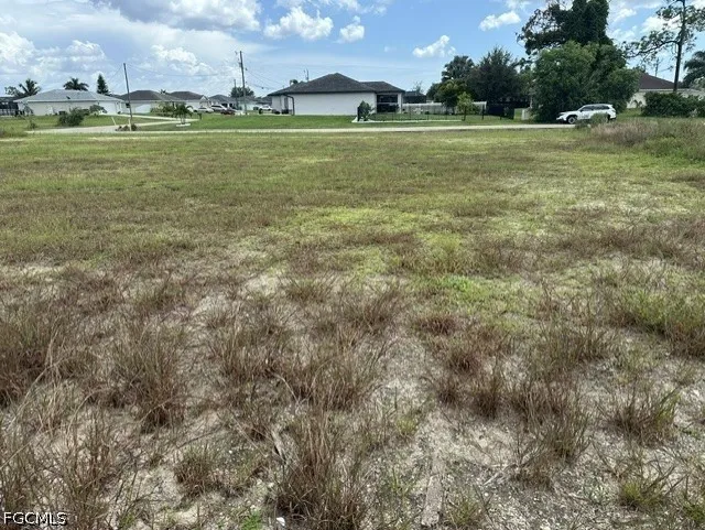 NE 36th Lane Cape Coral, FL 33909