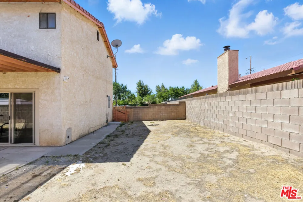 1655 E Avenue K Lancaster, CA 93535
