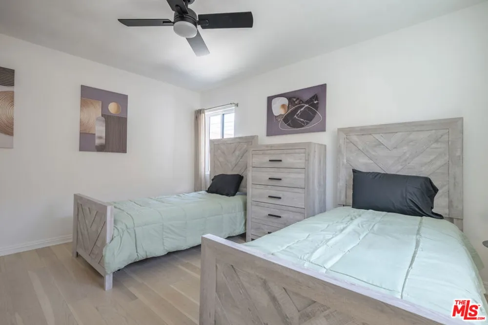 9410 S 4th Avenue Inglewood, CA 90305