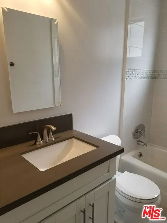 7607 Norton Avenue #3 West Hollywood, CA 90046
