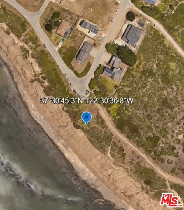 1 Beach Blvd Moss Beach, CA 94038