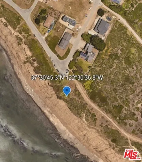 1 Beach Blvd