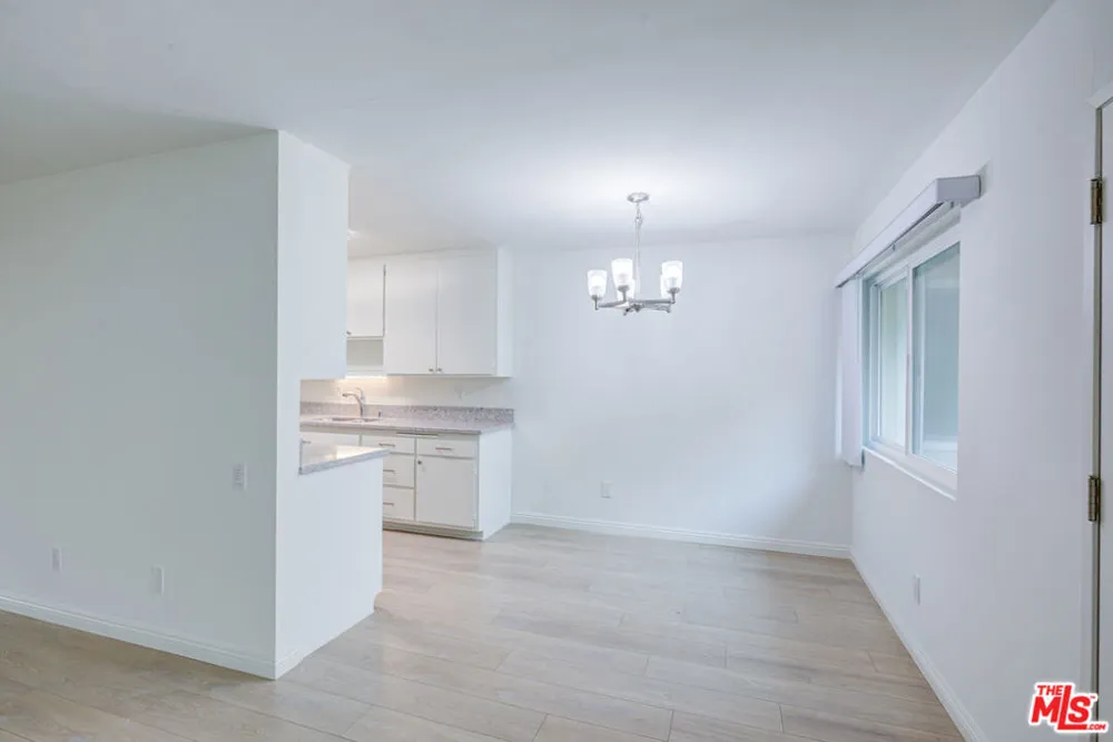2020 Graham Avenue #206 Redondo Beach, CA 90278