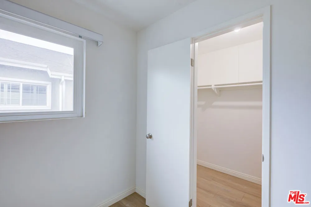 2020 Graham Avenue #206 Redondo Beach, CA 90278
