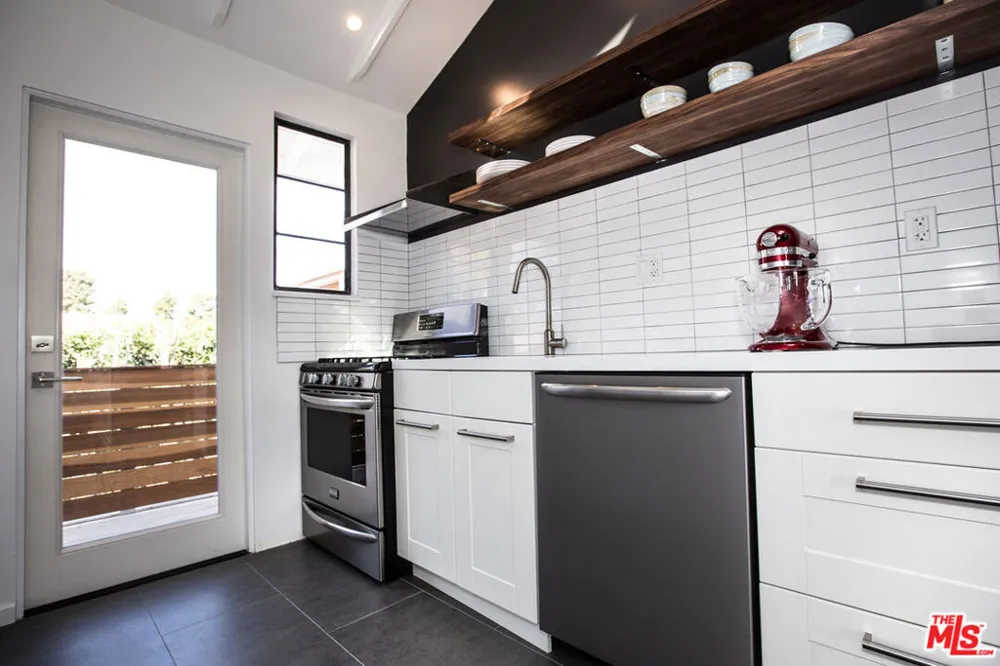 1807 Montana Ave #C Santa Monica, CA 90403