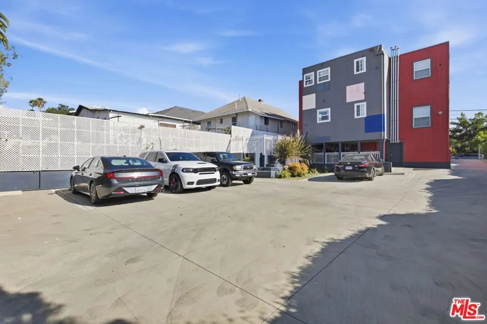 141 W Avenue 31 #1 Los Angeles, CA 90031