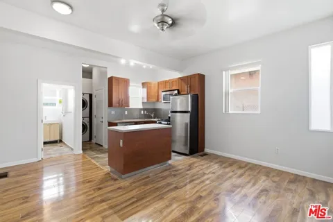 141 W Avenue 31 #1