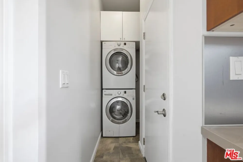 141 W Avenue 31 #1 Los Angeles, CA 90031