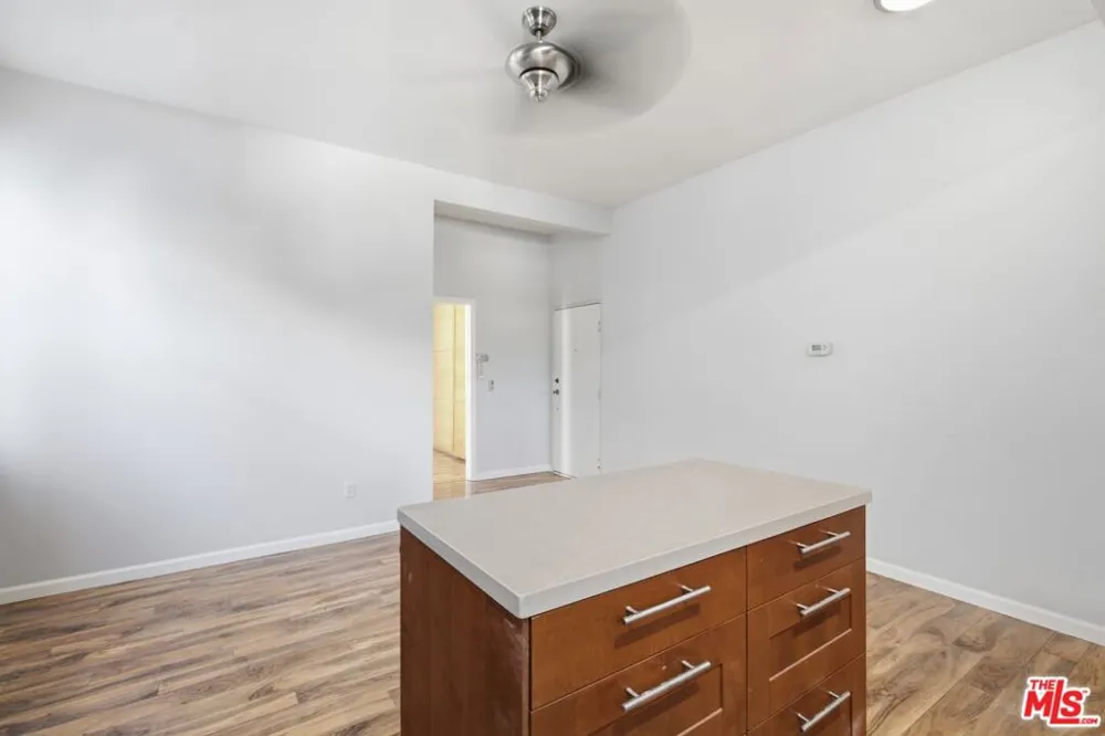 141 W Avenue 31 #1 Los Angeles, CA 90031
