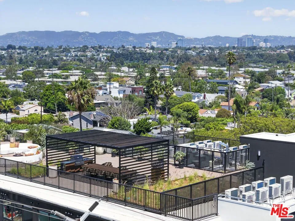 1808 Lincoln Boulevard #305 Venice, CA 90291