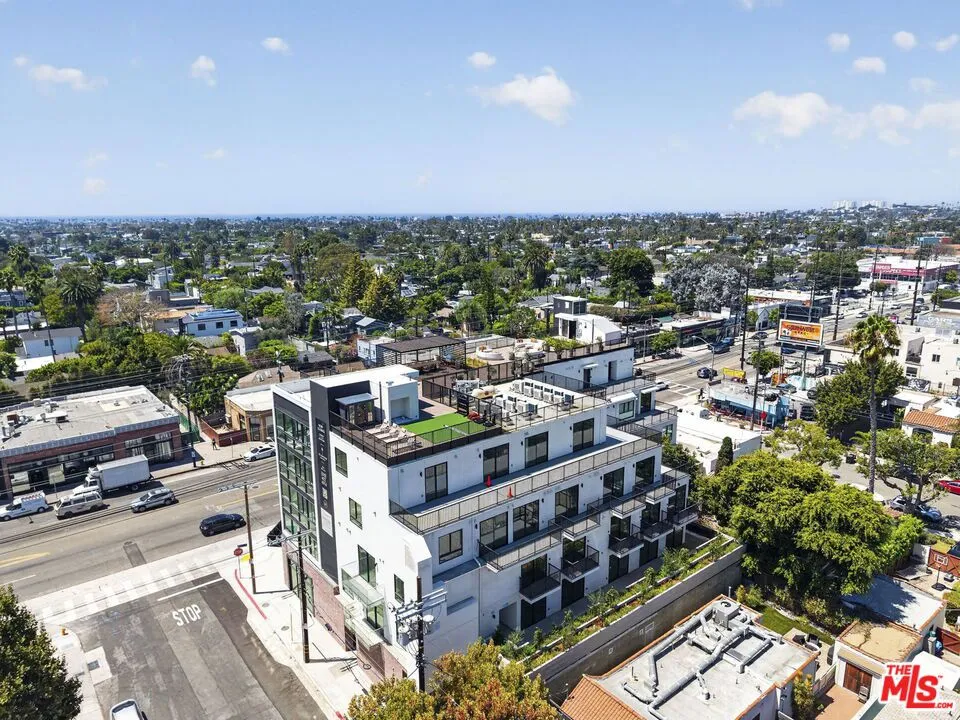 1808 Lincoln Boulevard #305 Venice, CA 90291