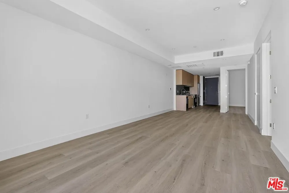 1808 Lincoln Boulevard #305 Venice, CA 90291