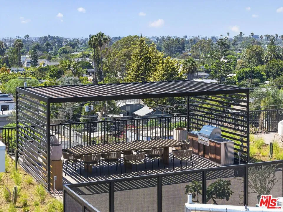 1808 Lincoln Boulevard #305 Venice, CA 90291
