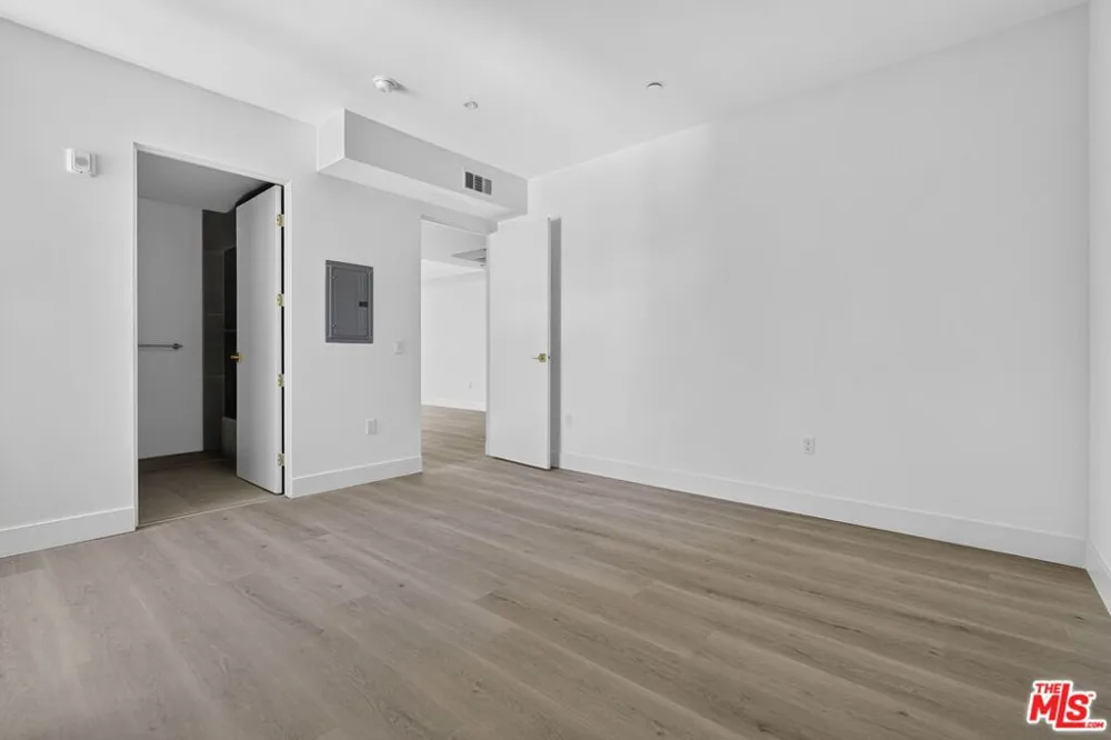 1808 Lincoln Boulevard #305 Venice, CA 90291