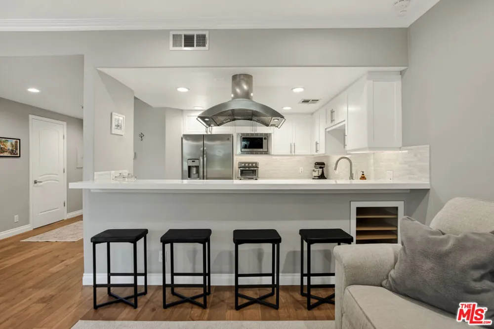 1426 Laurel Avenue #110 West Hollywood, CA 90046