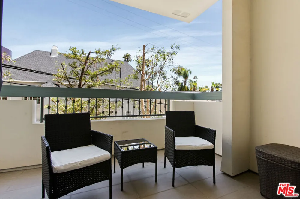 1426 Laurel Avenue #110 West Hollywood, CA 90046