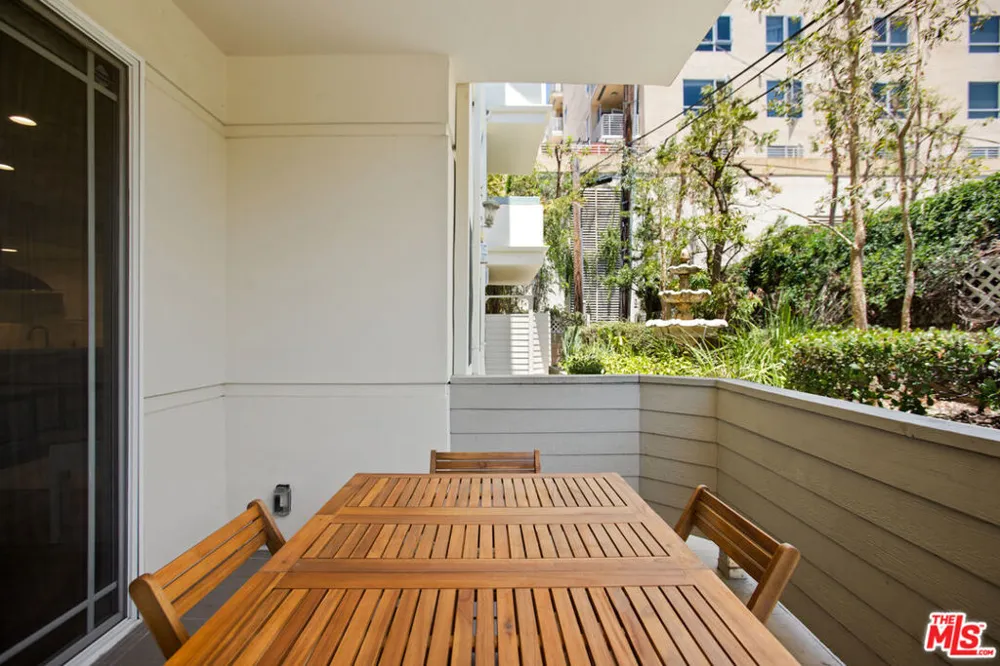 1426 Laurel Avenue #110 West Hollywood, CA 90046