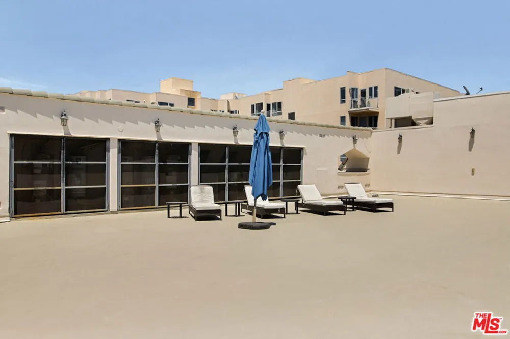 1426 Laurel Avenue #110 West Hollywood, CA 90046