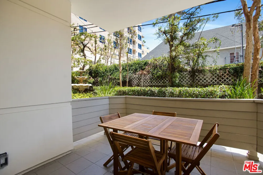 1426 Laurel Avenue #110 West Hollywood, CA 90046