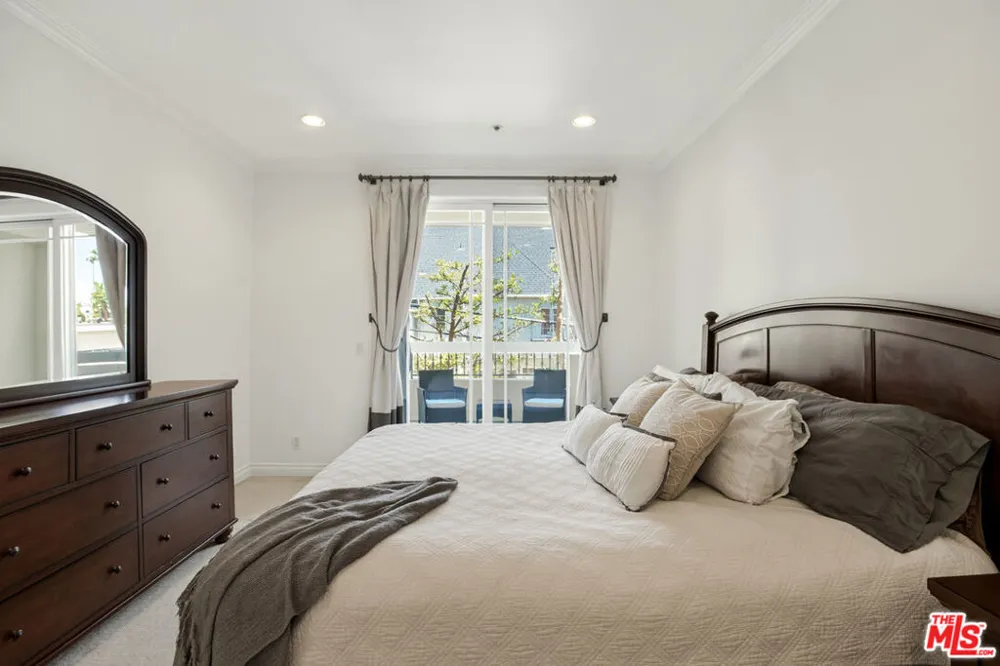 1426 Laurel Avenue #110 West Hollywood, CA 90046