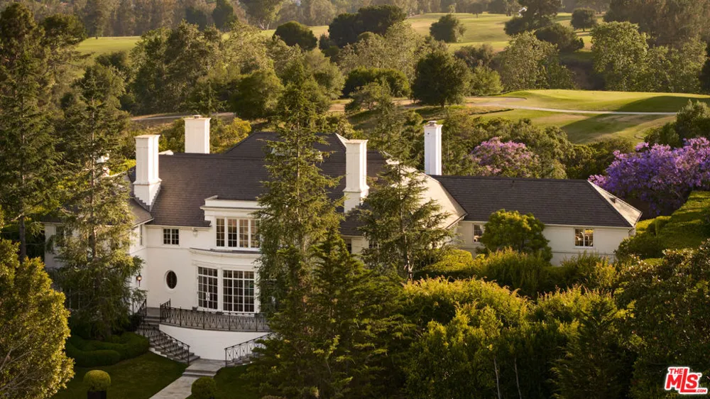 826 Greenway Drive Beverly Hills, CA 90210