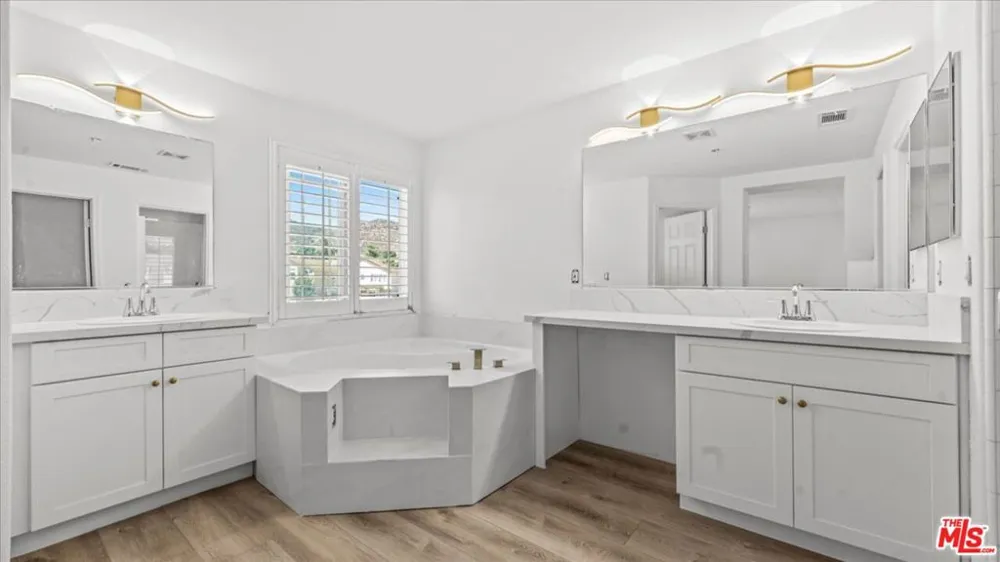 11962 Alpine Drive Fontana, CA 92337